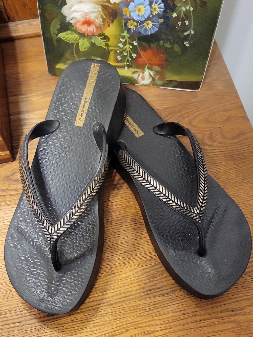 Ipanema Black Sandals with Gold Metallic Chevron Strap